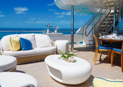 Stern Deck Dining and Lounge